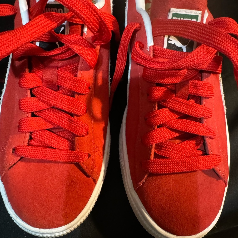 Puma size 4 Youth